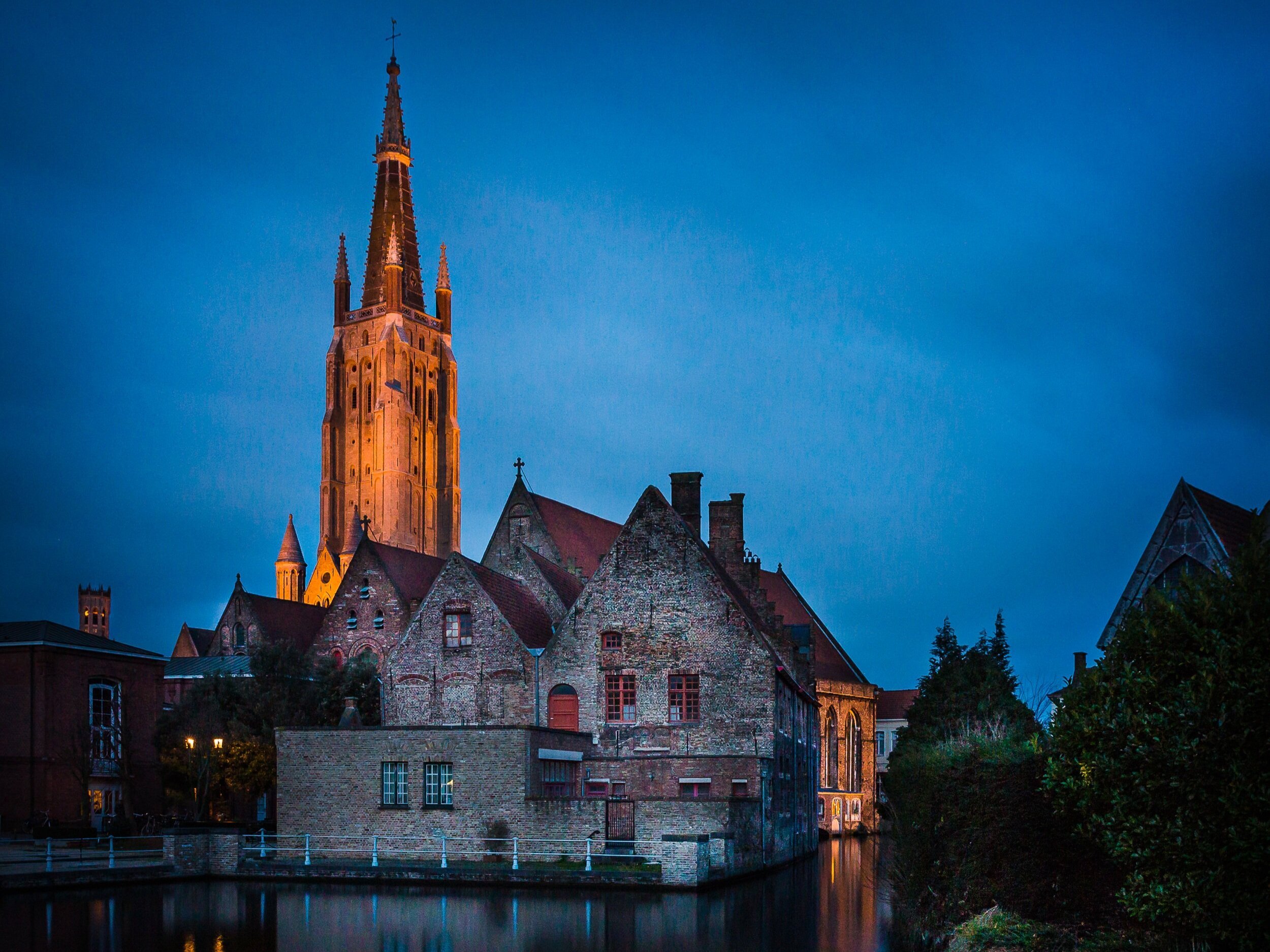 Relais Bourgondisch Cruyce Review | Boutique Canal-Side Luxury in Bruges