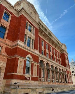 Hotel Review | The Milestone London | Royal Family neighbours | Luxury Old World Charm Hotel | The Private Traveller