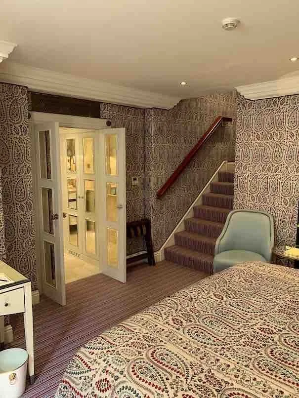 Hotel Review | The Milestone London | Royal Family neighbours | Luxury Old World Charm Hotel | The Private Traveller