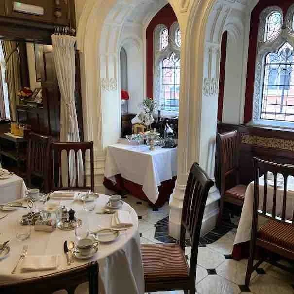 Hotel Review | The Milestone London | Royal Family neighbours | Luxury Old World Charm Hotel | The Private Traveller