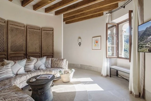 Son-Bunyola-Hotel-Tower-Suite-10-Lounge.jpeg