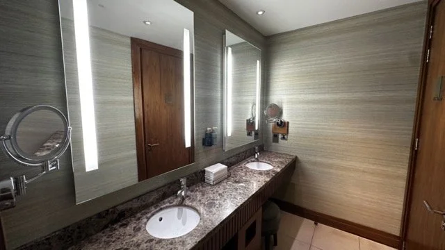 Gleneagles-Hotel-Spa-Vanity-Area.jpeg