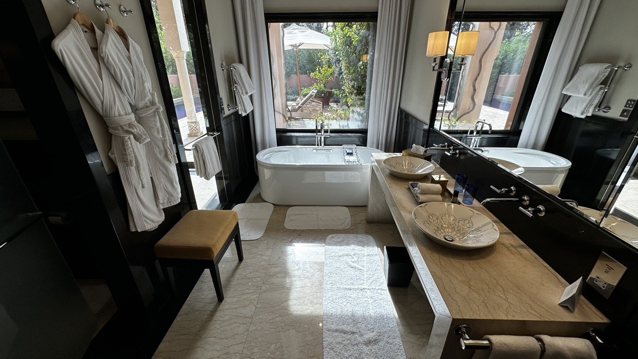 The-Oberoi-Marrakech-Hotel-Review-Bathroom.jpeg