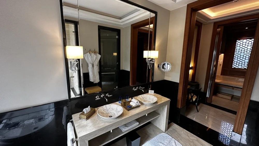 The-Oberoi-Marrakech-Hotel-Review-Villa-Bathroom.jpeg