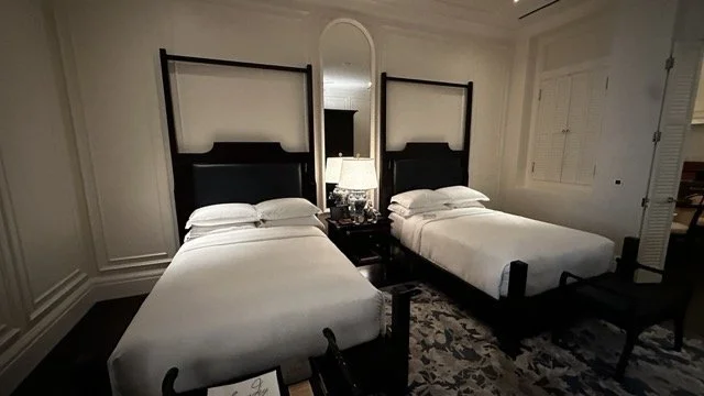 Raffles_Singapore_Suite.jpeg