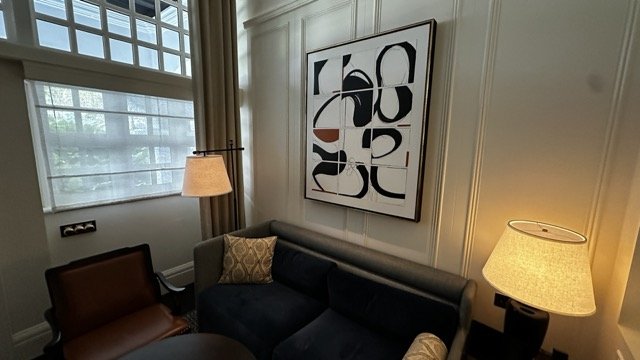 Raffles_Singapore_Art.jpeg