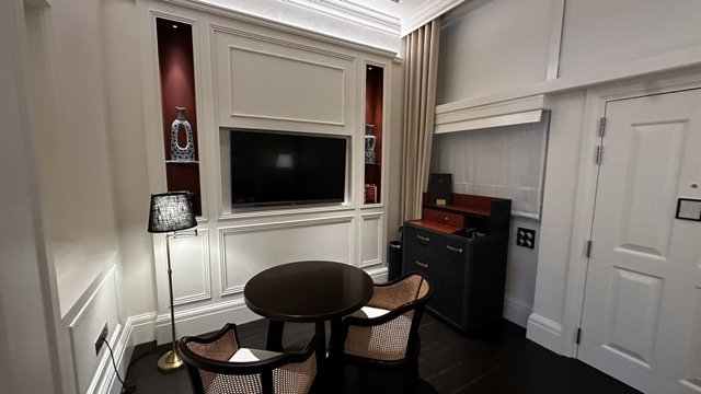 Raffles_Singapore_Lounge.jpeg