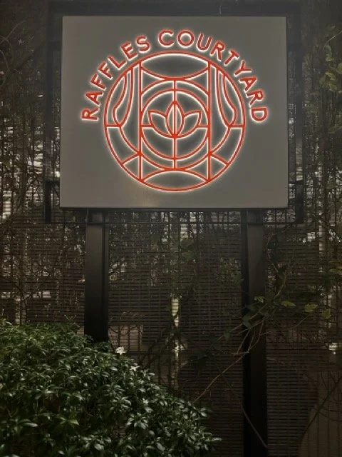 Raffles-Singapore-Courtyard-Restaurant.jpeg
