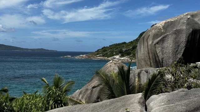 Seychelles-Zil-Pasyon-Spa-Volcanic-Rocks.jpeg