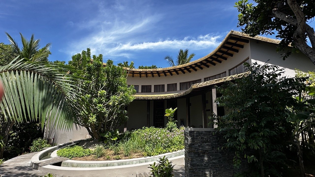 Seychelles-Zil-Pasyon-Spa-Building.jpeg