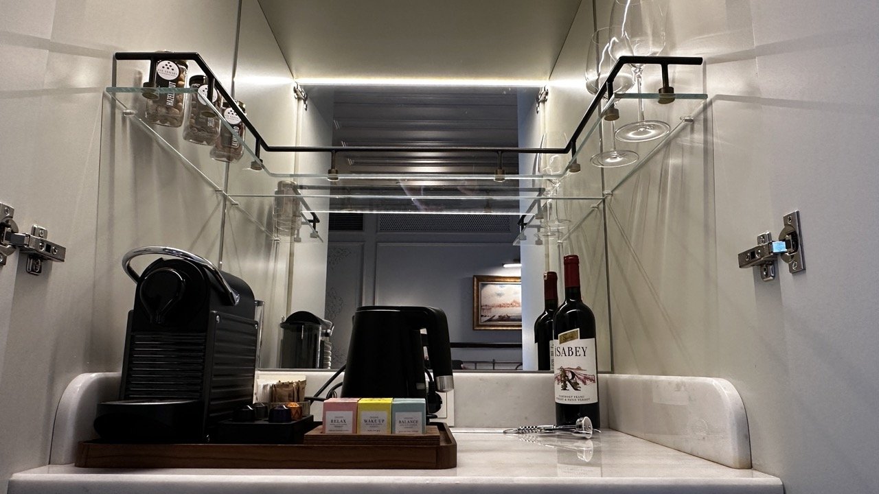 luxury_in_room_minibar.jpeg