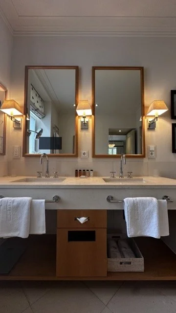 brenners-park-double-vanity-luxury.jpeg