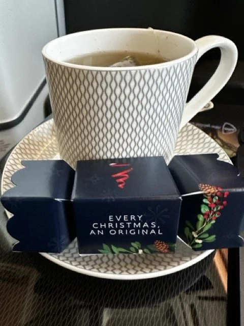 british-airways-first-class-christmas-tea-and-cracker.jpeg