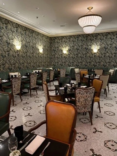 four-seasons-boston-elegant-dining-room.jpeg