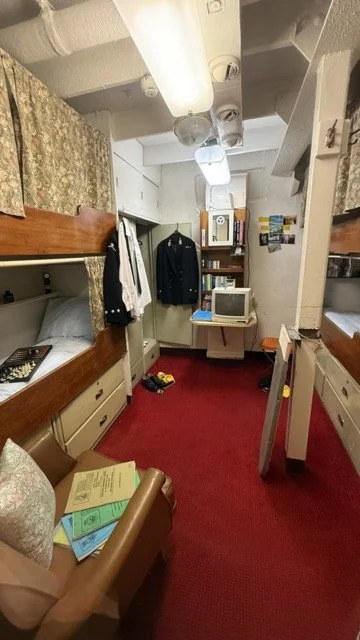 royal-yacht-britannia-crew-bunk-room.jpeg