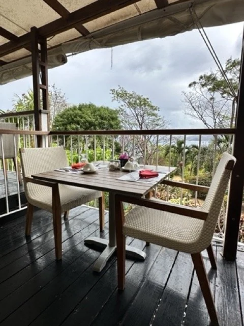 mount-cinnamon-breakfast-balcony-table-setting.jpeg