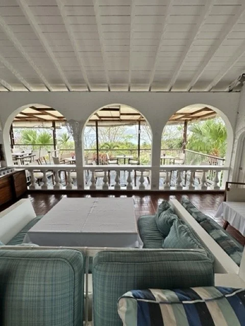 mount-cinnamon-terrace-lounge-arches-ocean-view.jpeg