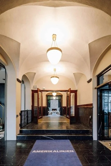 amerikalinjen-oslo-hotel-entrance-arched-hall.jpeg