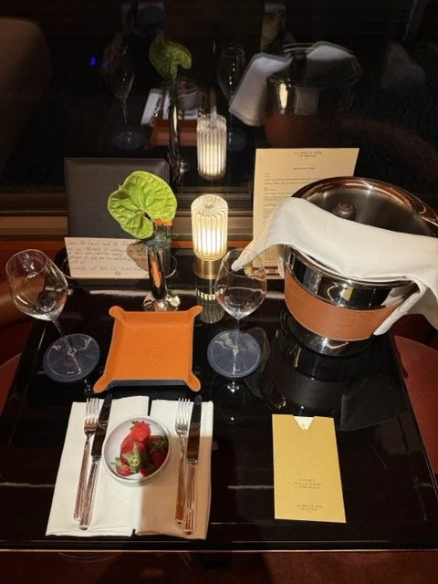 la-dolce-vita-orient-express-suite-dining-table-setting.jpeg
