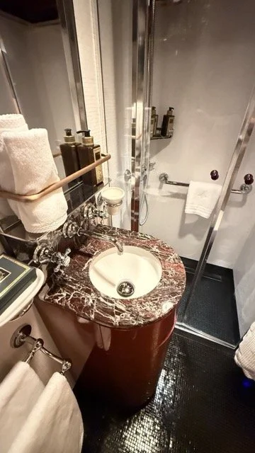 la-dolce-vita-orient-express-suite-bathroom-sink-mirror.jpeg