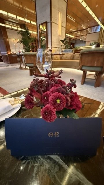 la-dolce-vita-orient-express-lounge-flower-display.jpeg