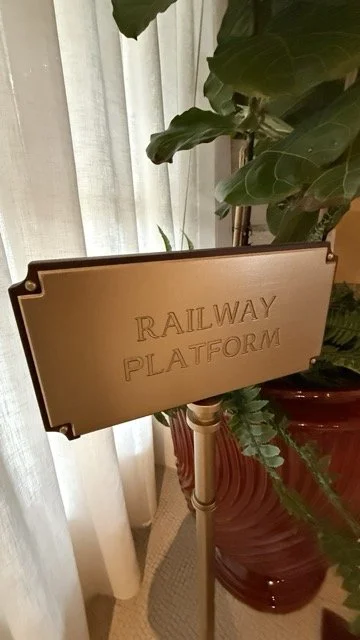 la-dolce-vita-orient-express-lounge-railway-platform-sign.jpeg
