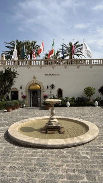 four-seasons-taormina-courtyard-fountain-entrance.jpeg