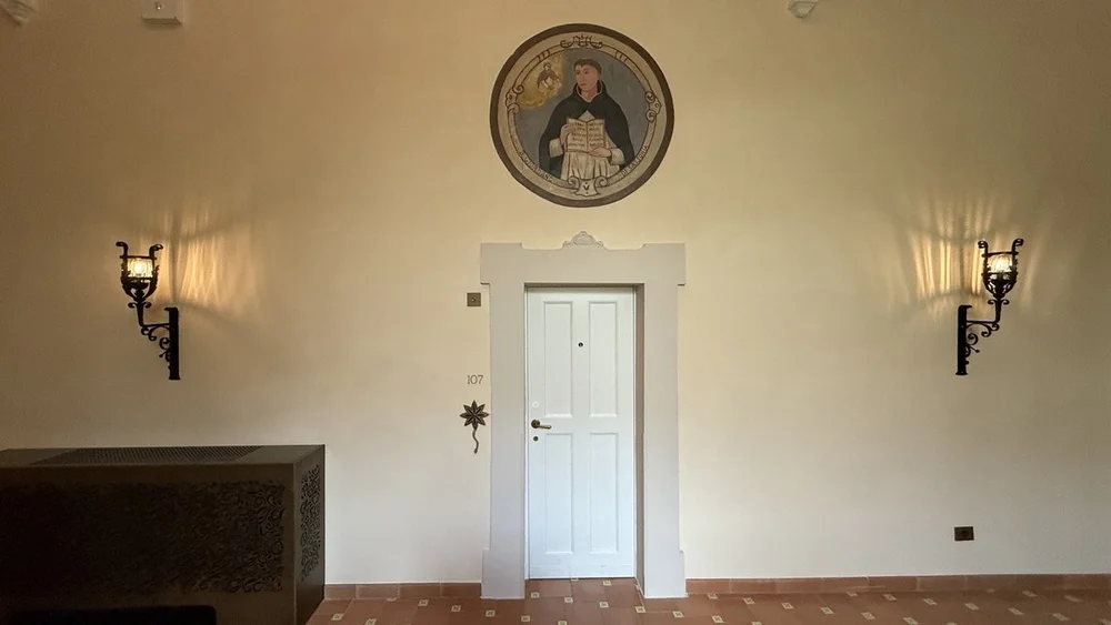 four-seasons-taormina-room-107-door-fresco.jpeg