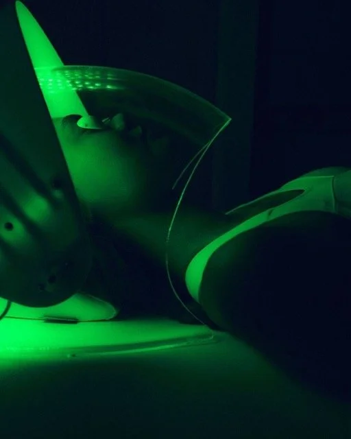 siro-dubai-green-led-light-therapy.jpeg