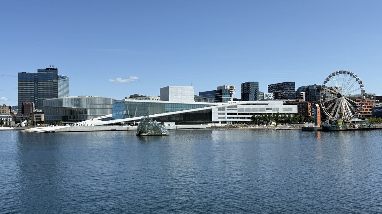 oslo-opera-house-fjord-panorama-ferris-wheel.jpeg