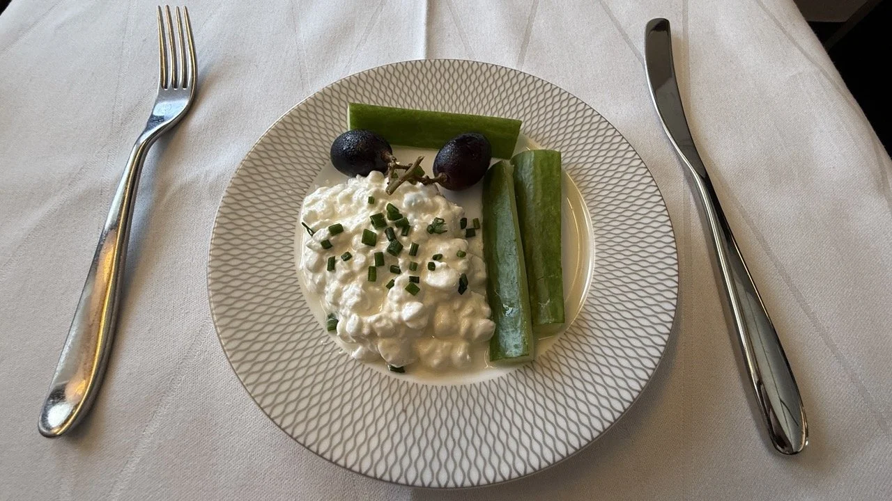 british-airways-first-class-cottage-cheese-snack-cucumber-grapes.jpeg