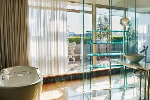 sanderson-london-suite-terrace-bathroom.jpeg