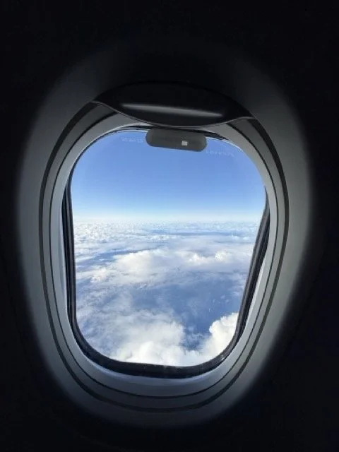 icelandair-window-view-over-atlantic-ocean.jpeg