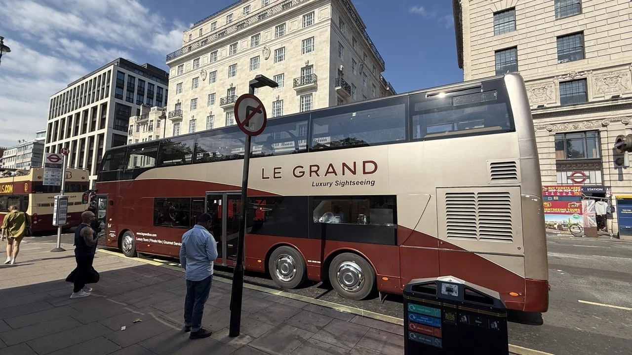 e-grand-luxury-sightseeing-bus-london.jpeg