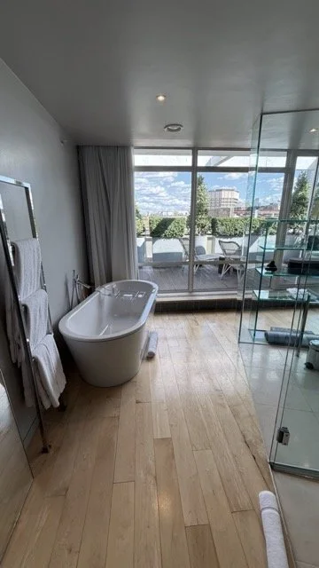 sanderson-london-suite-bathroom-freestanding-bathtub.jpeg