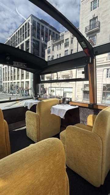 le-grand-luxury-sightseeing-bus-upper-deck-seating.jpeg