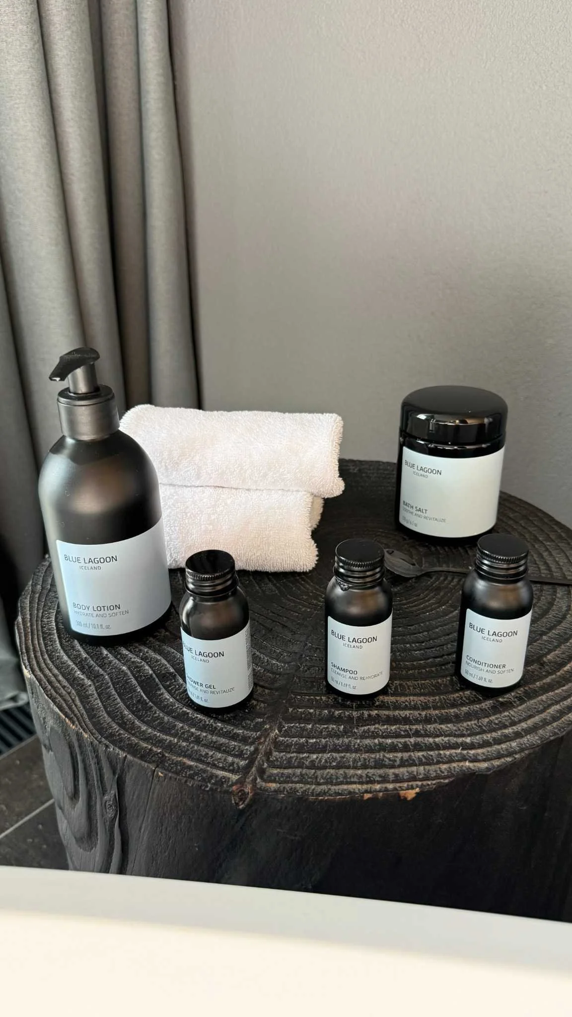 blue-lagoon-iceland-luxury-bathroom-amenities.jpeg