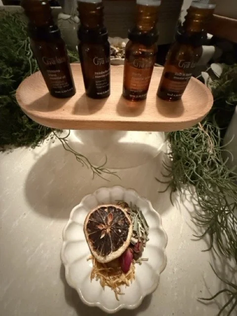 clouds-head-spa-williamsburg-essential-oils-display.jpeg