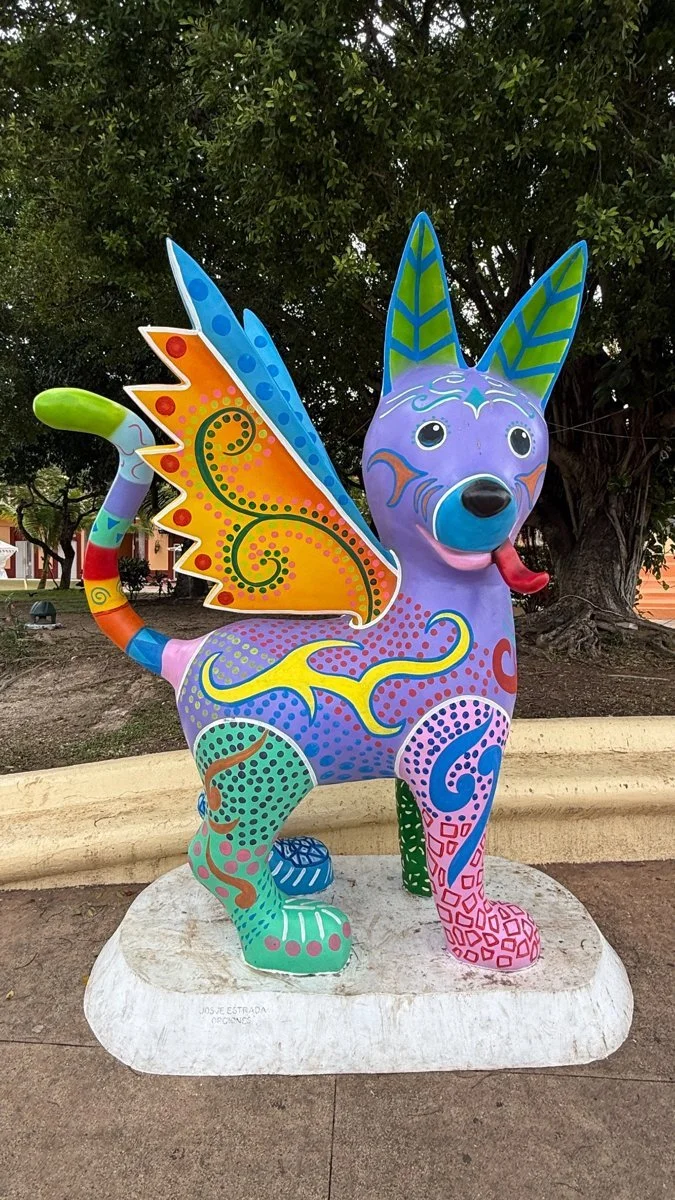 cozumel-alebrije-dog-statue.jpg