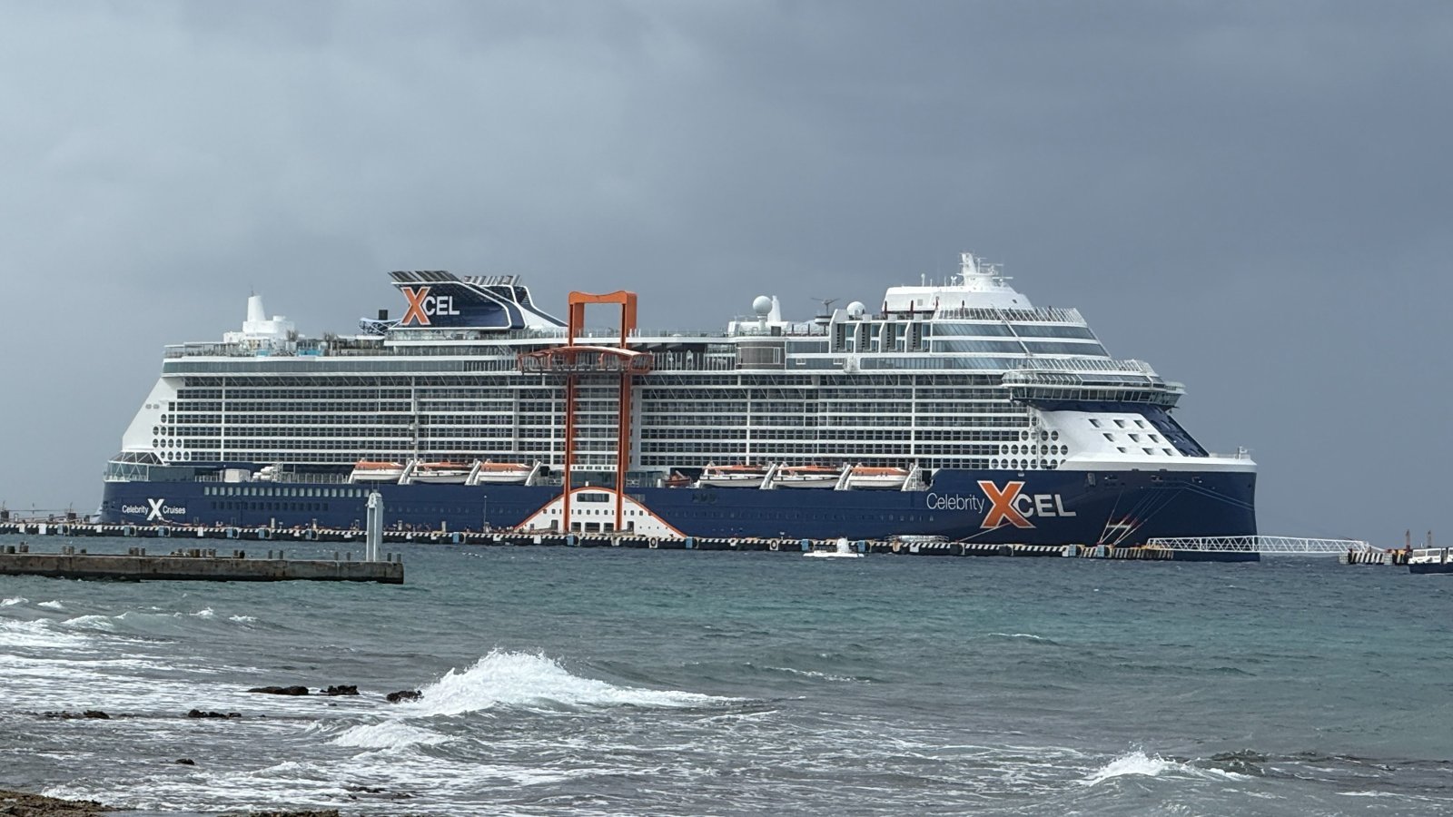celebrity-xcel-cruise-ship-ocean-view.jpg