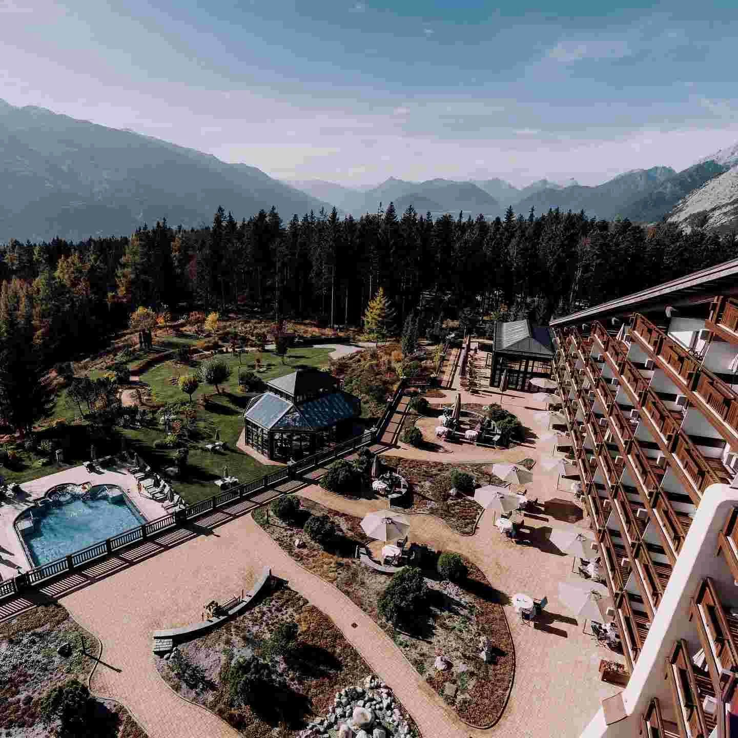 interalpen-hotel-tyrol-terrace-panorama.jpg