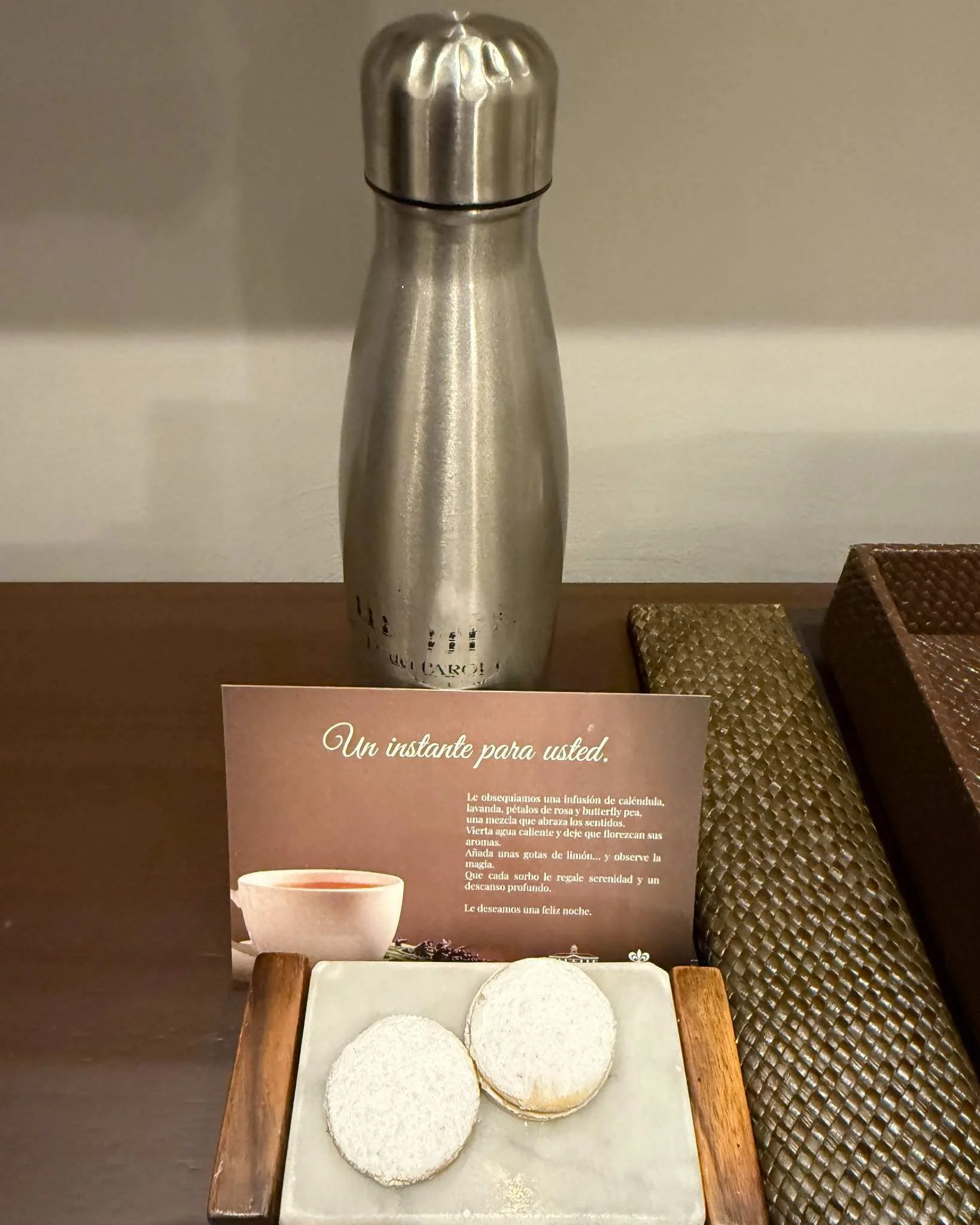 hotel-del-parque-guayaquil-evening-turndown-sweets.jpg