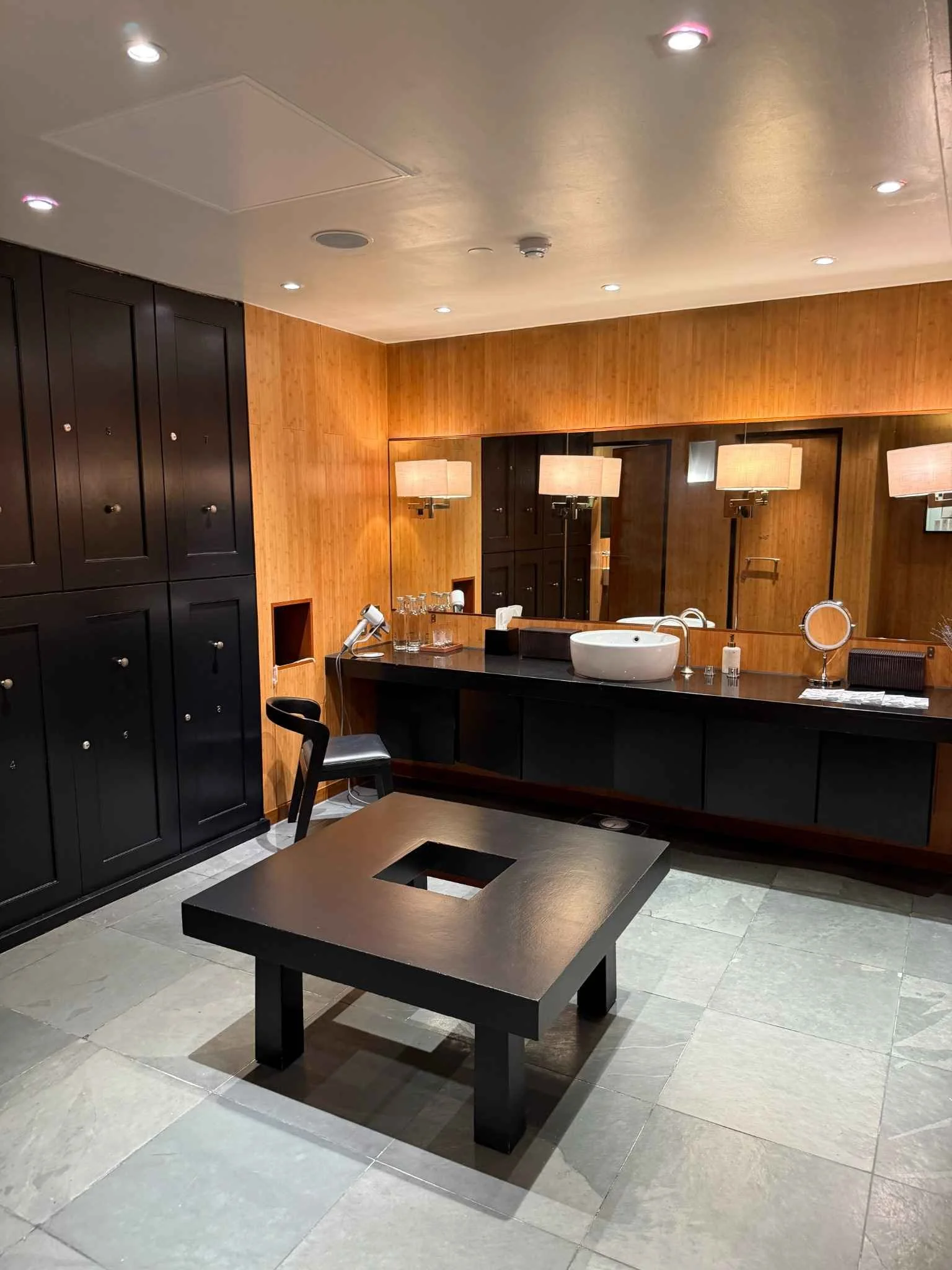 rosewood-london-spa-changing-room.jpg