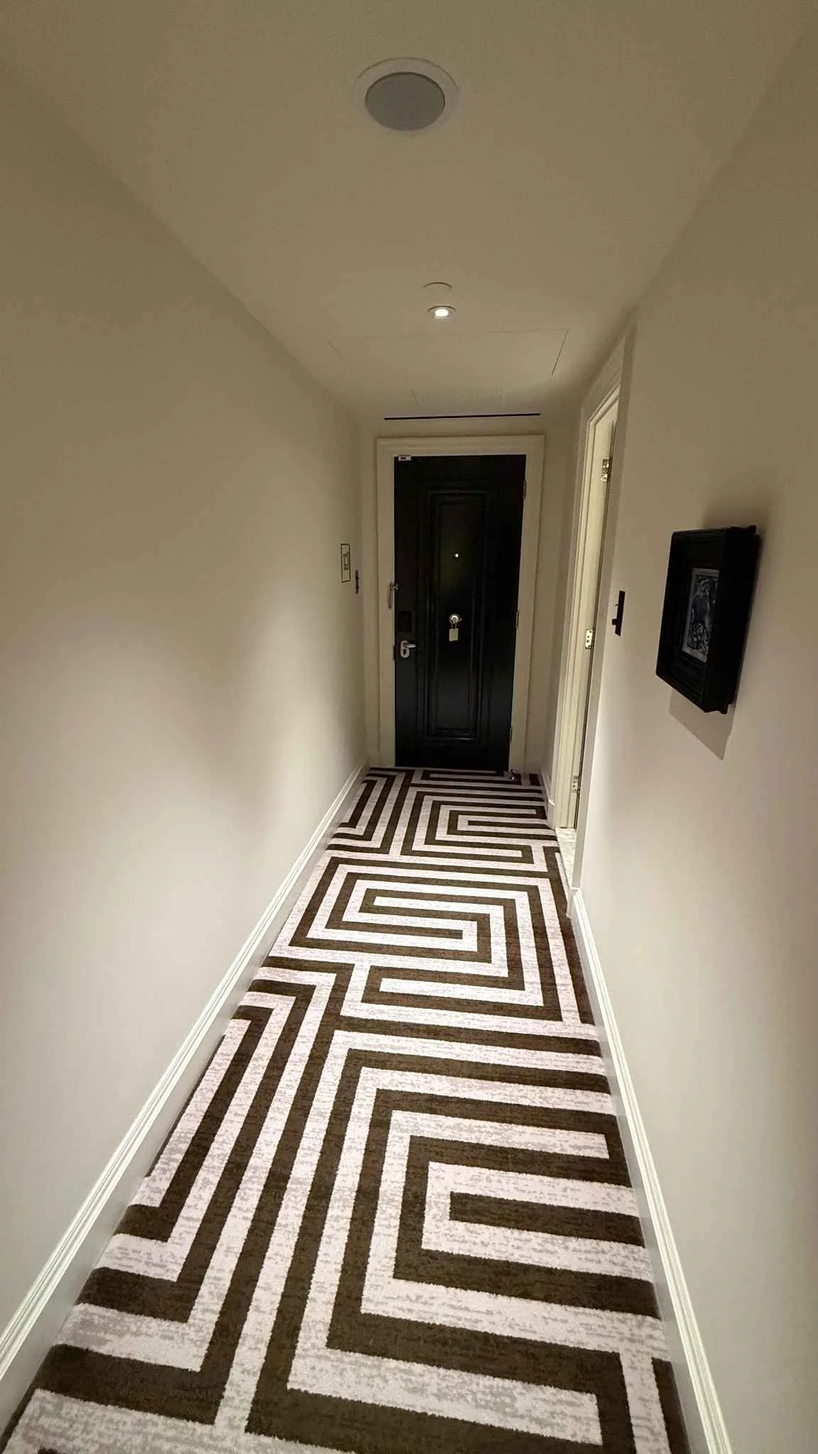 rosewood-london-pearl-suite-hallway-carpet.jpg