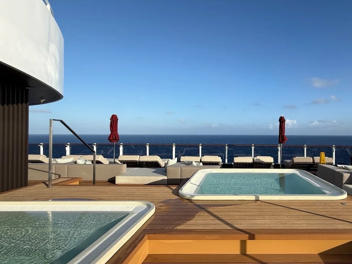 Norwegian Luna Day by Day: A First Sailing in The Haven