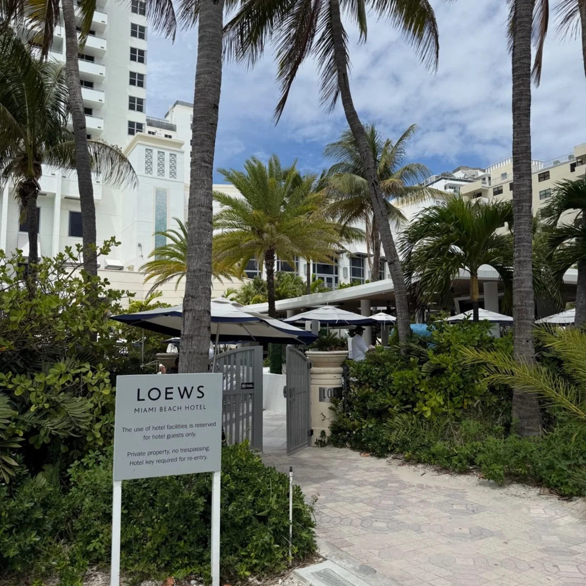miami-beach-loews-hotel-garden-entrance-square.jpg