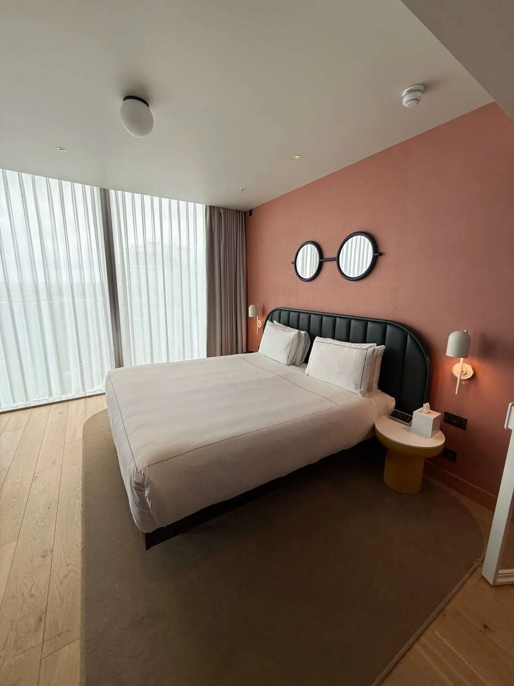artotel-london-battersea-suite-bedroom.jpg