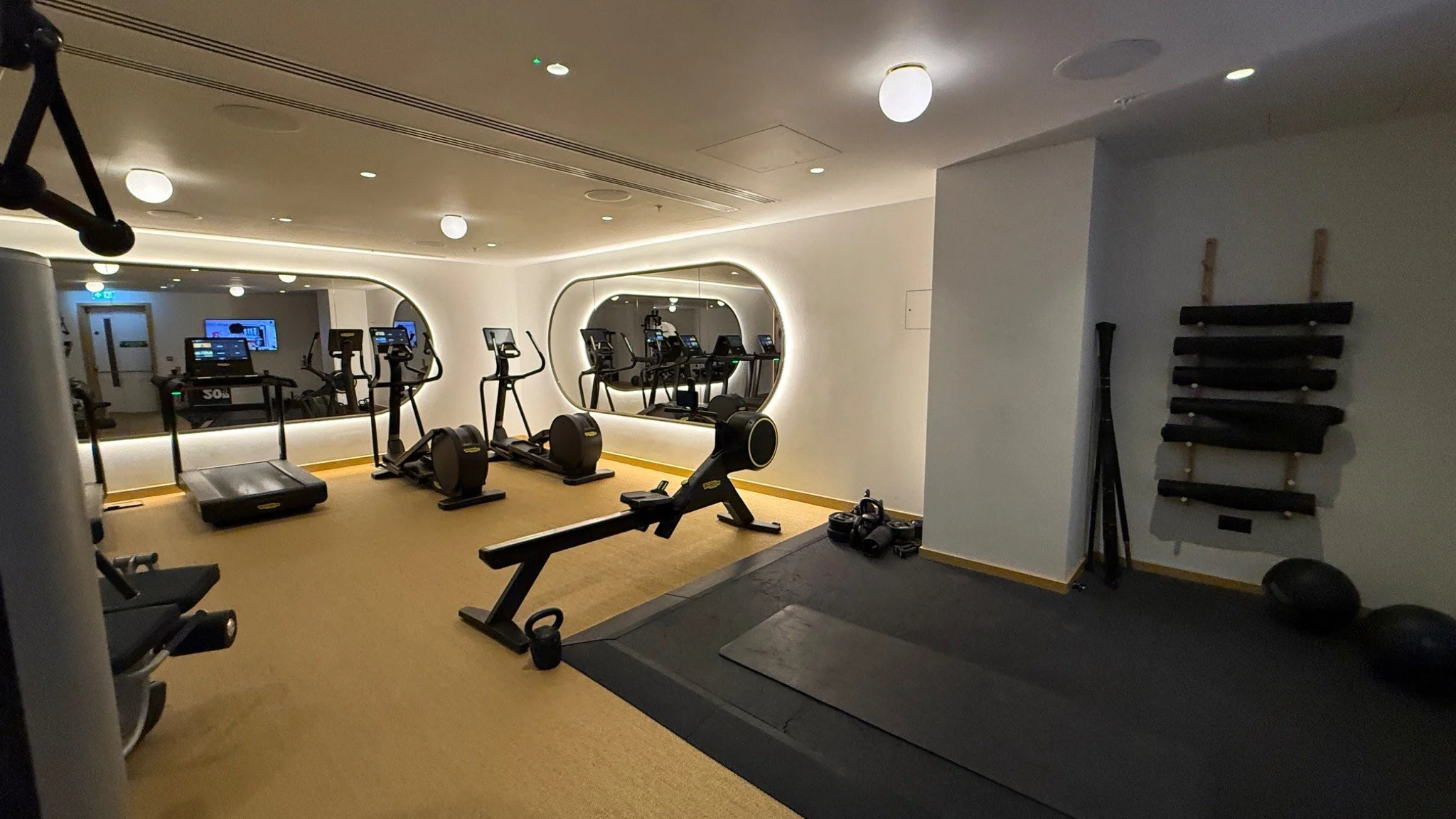 artotel-battersea-fitness-studio.jpg