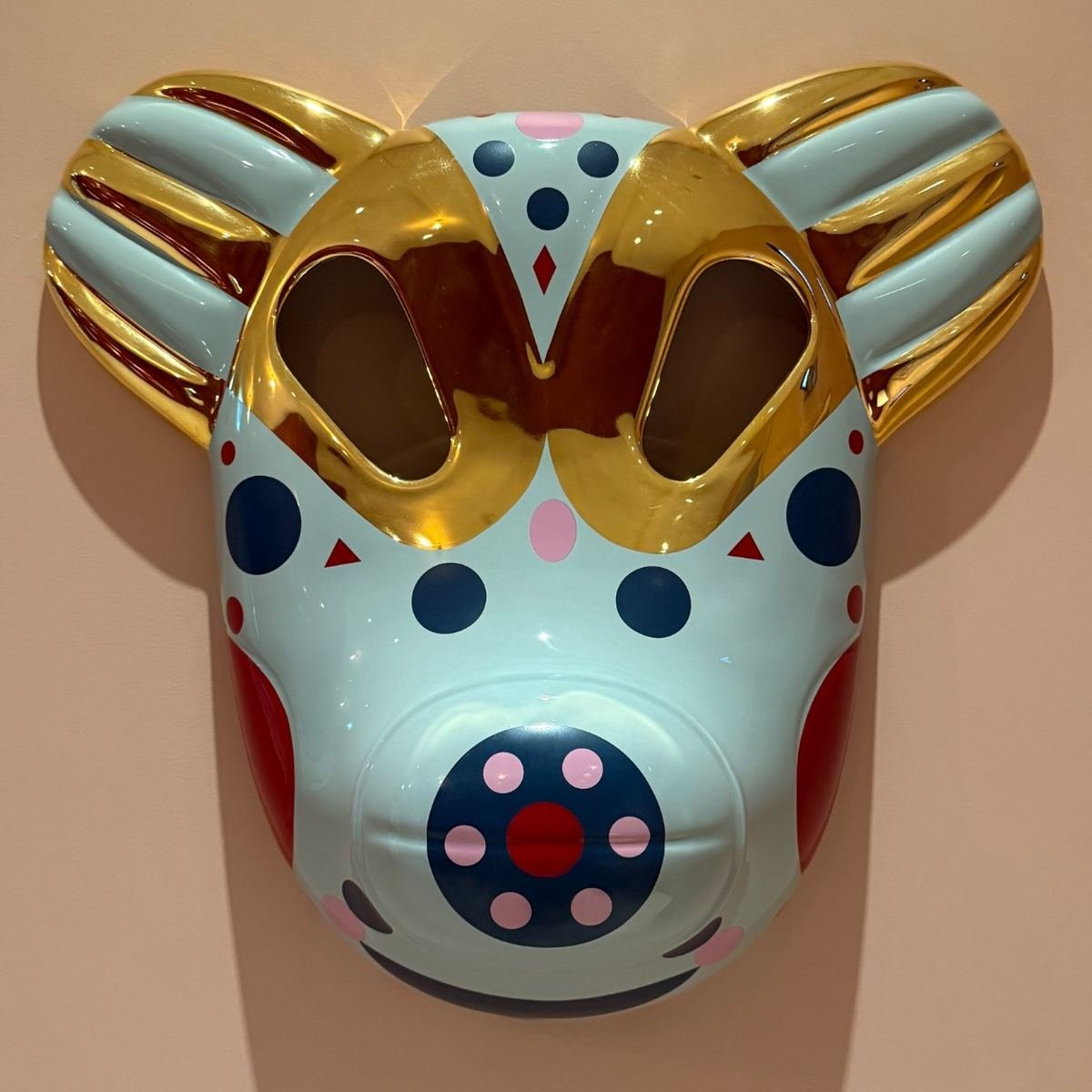 artotel-battersea-ram-mask-artwork.jpg