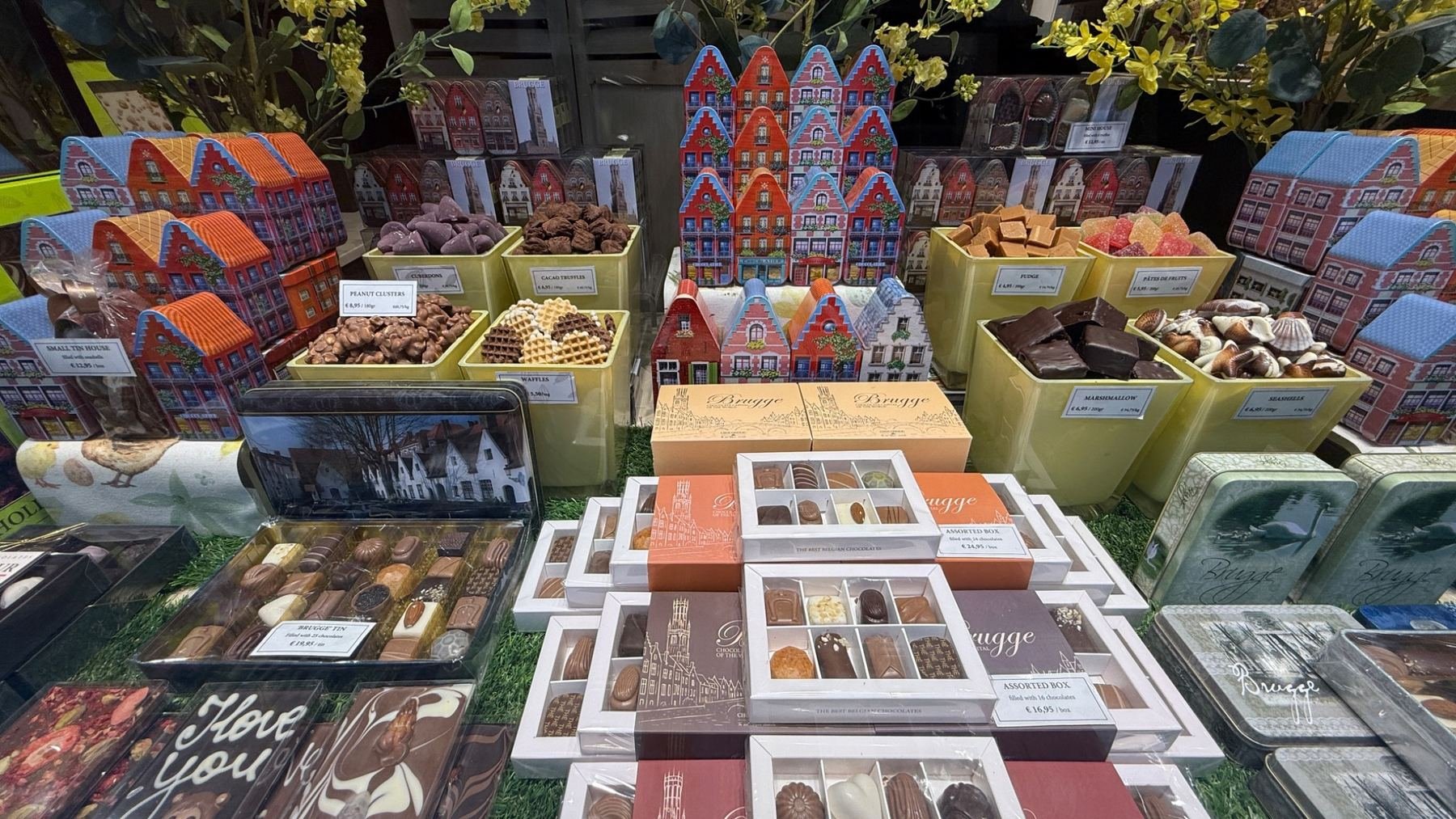 bruges-chocolates.jpg